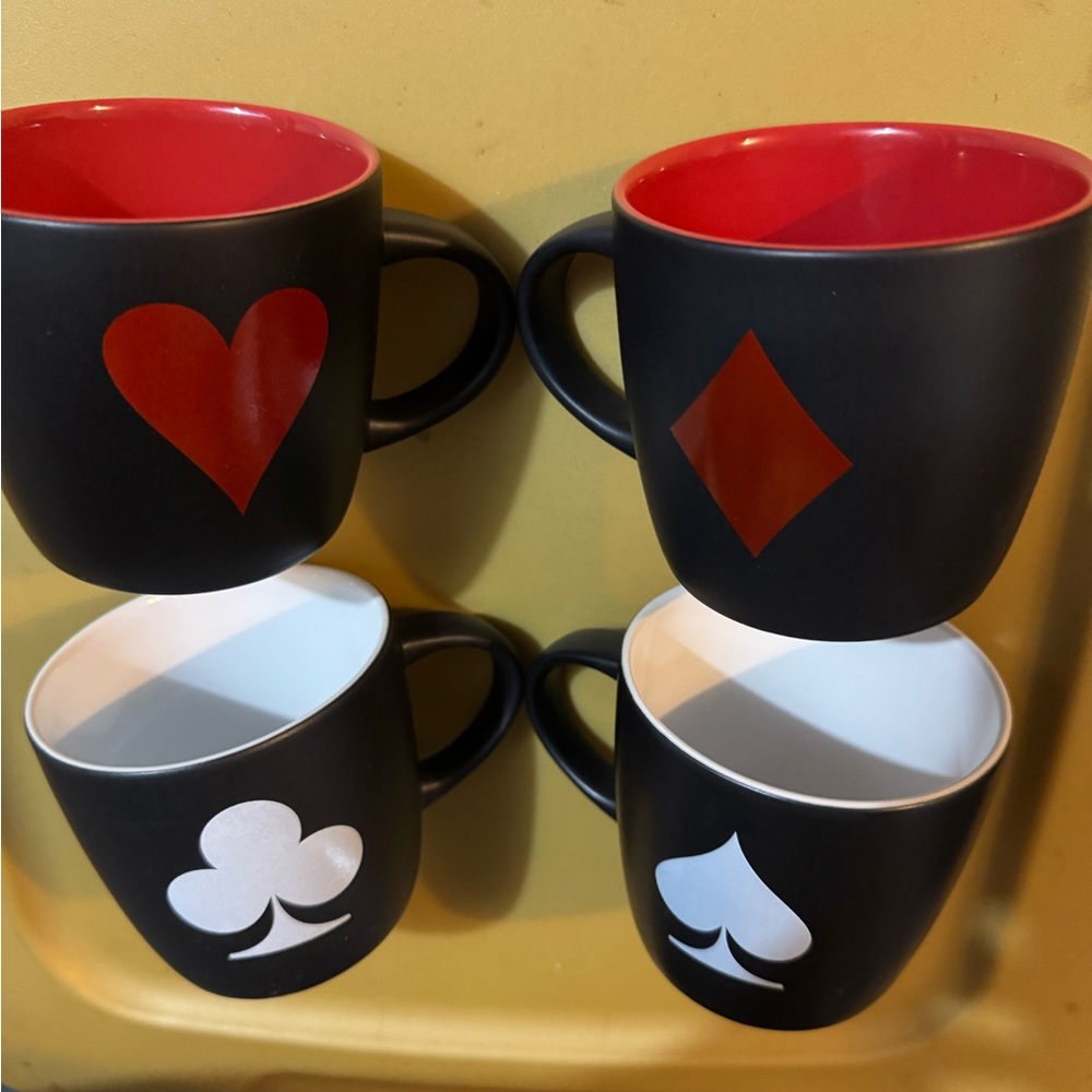 Black and Red Playing Card Mug Set